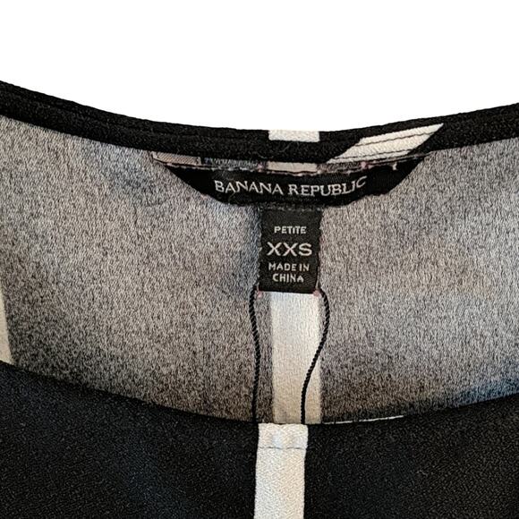 EUC Banana Republic Black/White Top, PXXS - Picture 3 of 6